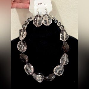 Elegant Black and Silver Jewelry Set